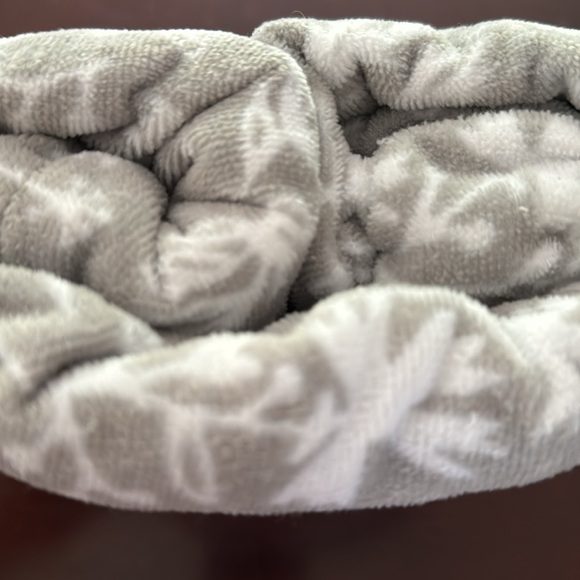 NWT Bath Wrap - Picture 3 of 3